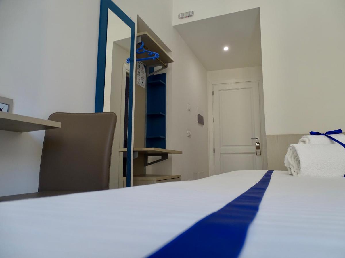 Le Quattro Stagioni - Rooms & Suites Palerme Extérieur photo