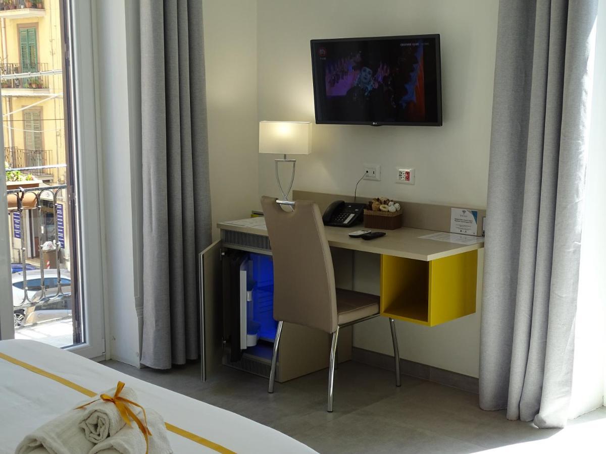 Le Quattro Stagioni - Rooms & Suites Palerme Extérieur photo