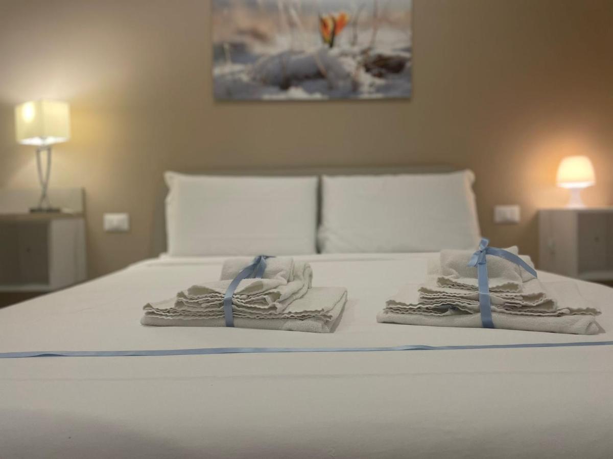 Le Quattro Stagioni - Rooms & Suites Palerme Extérieur photo