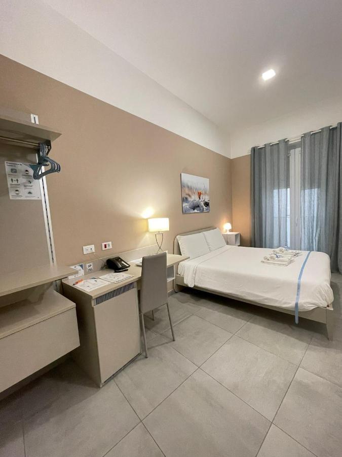 Le Quattro Stagioni - Rooms & Suites Palerme Extérieur photo